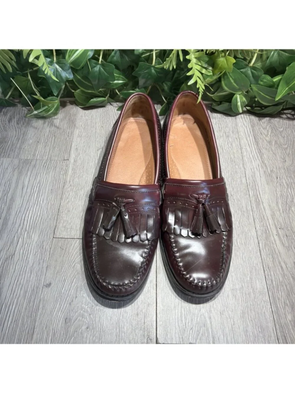 G.H. Bass & Co. Weejuns Jeremy Loafers Mens 12 D Burgundy Leather Kiltie Tassel